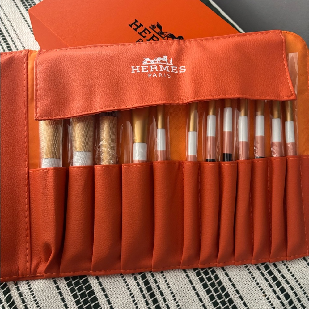 Hermes Makeup Brush Set
